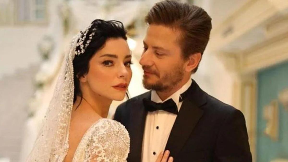 Mert Aydın Merve Boluğur'u topa tuttu