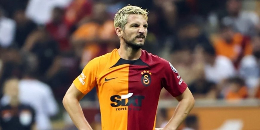 Mertens'e dünya devinden kanca
