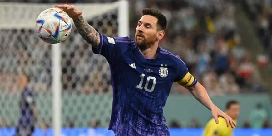Messi'li Arjantin son 16 turunda!