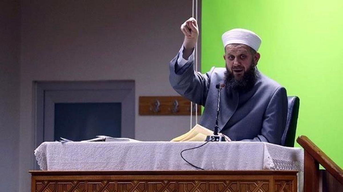 Yusuf Ziya Gümüşel de gözaltına alındı