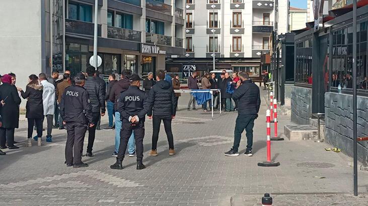 Boşanma aşamasındaki eşini öldürüp intihar etti