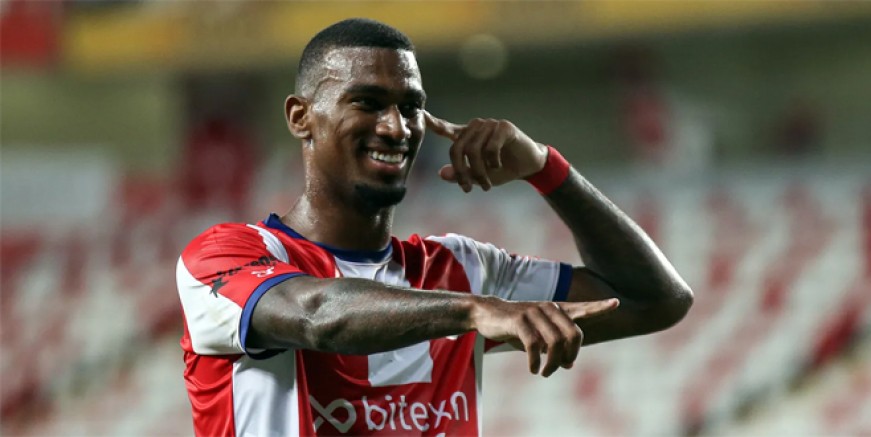Fenerbahçe'de Haji Wright çılgınlığı