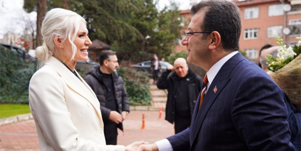 Melek Mızrak Subaşı'ndan yorumlara esprili yanıt