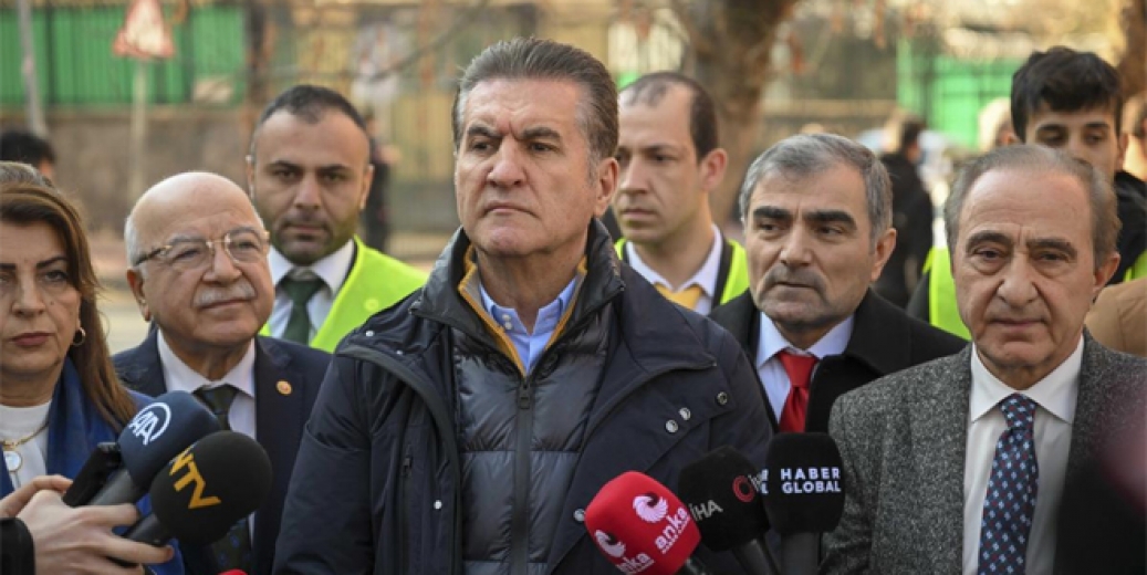 Mustafa Sarıgül'den Kur'an-ı Kerim yakılmasına tepki