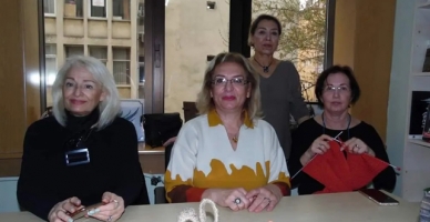 Kartal Gönüllüleri depremzedeler için ördü
