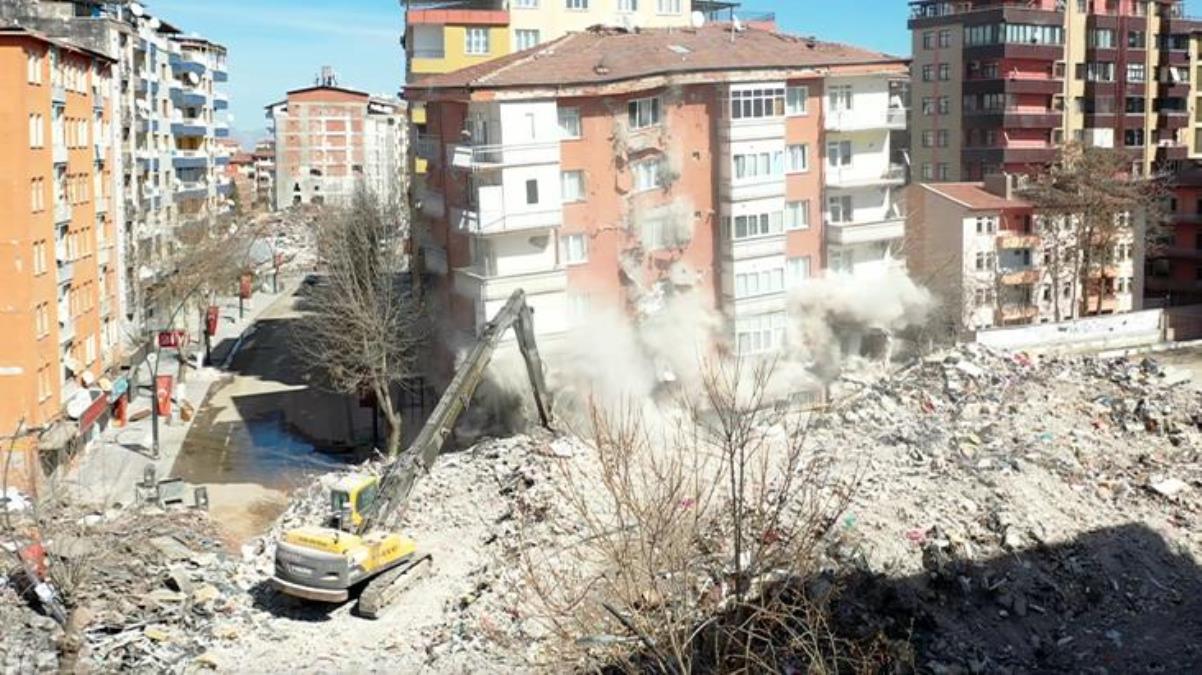 Son Dakika: Adıyaman'ın Sincik ilçesinde 4.5 büyüklüğünde deprem meydana geldi