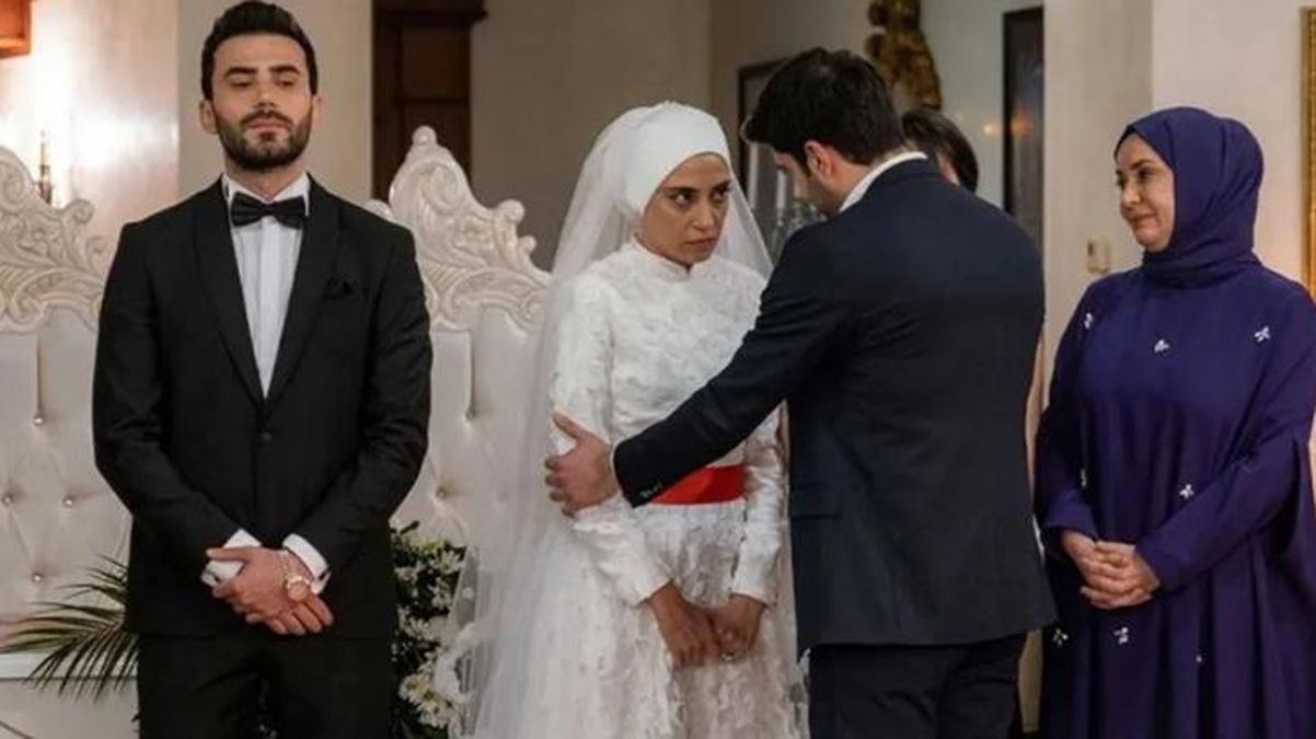 Kızılcık Şerbeti aniden yayından kaldırıldı!
