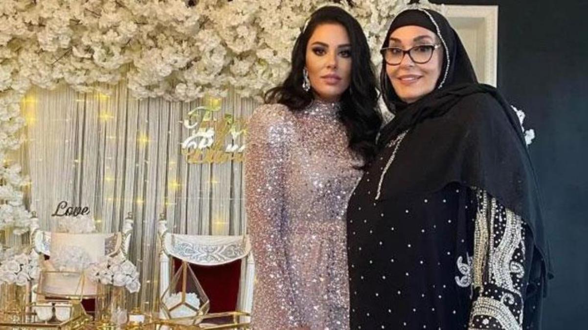 Tuğçe Tayfur annesiyle iftar pozunu paylaştı