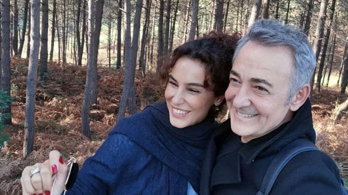 Mehmet Aslantuğ Arzum Onan'ın Anneler Günü'nü kutladı