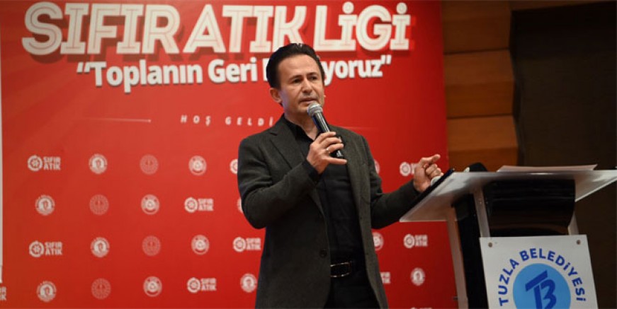 Şadi Yazıcı 'Dünyanın geleceğini korumak zorundayız'