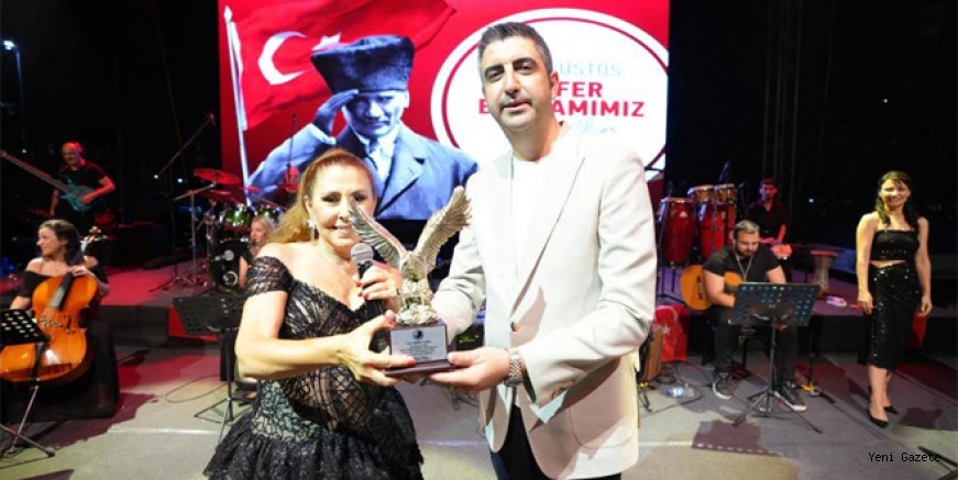 Nilüfer Gökhan Yüksel'e hayran kaldı