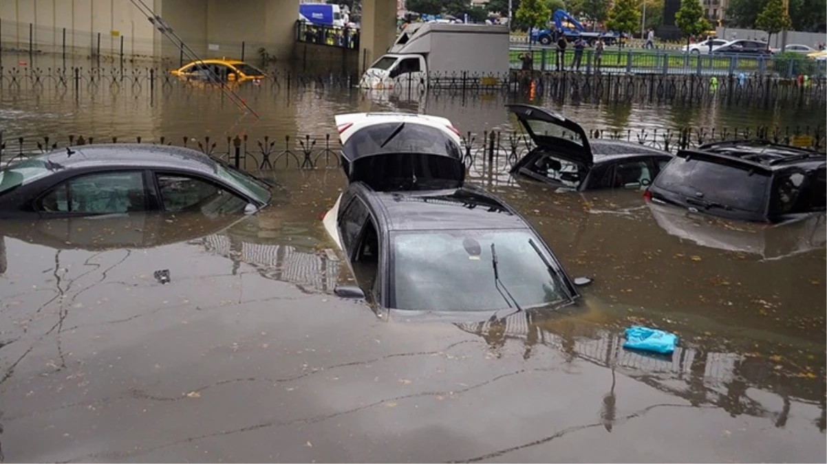 Meteoroloji'den kuvvetli sağanak yağış uyarısı! 2 il için turuncu ve sarı kodlu uyarı yapıldı