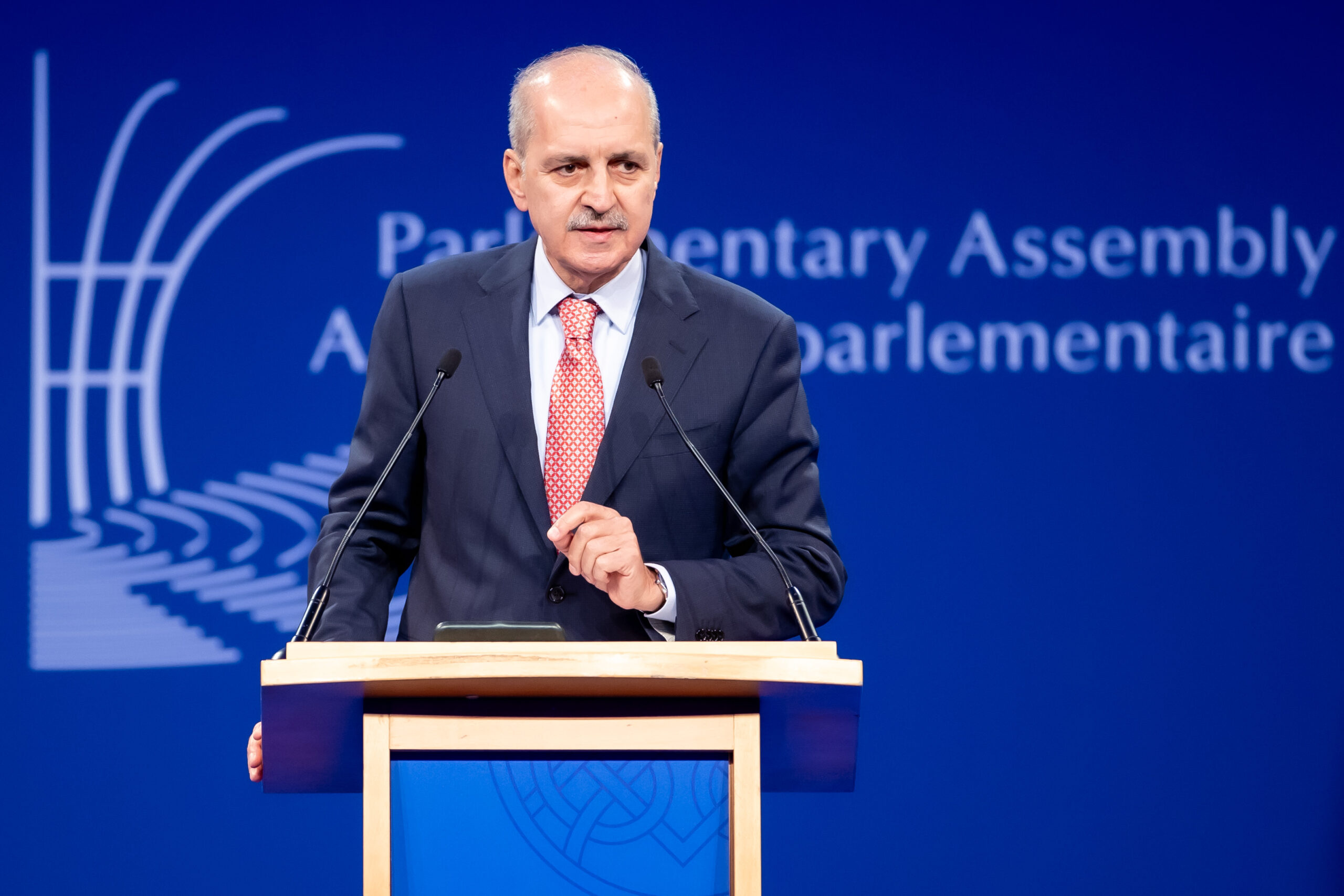 TBMM Başkanı Kurtulmuş Rum temsilciye haddini bildirdi!