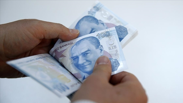 Çalışma ve Sosyal Güvenlik Bakanı Işıkhan: Ev hanımlarına emeklilik düzenlemesini 5 yıl içinde yürürlüğe sokacağız