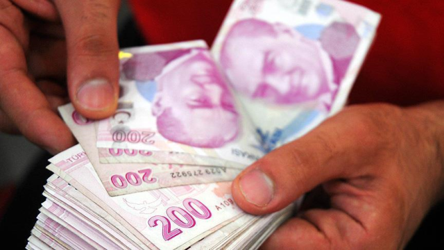 Çalışma ve Sosyal Güvenlik Bakanı Işıkhan: Ev hanımlarına emeklilik düzenlemesini 5 yıl içinde yürürlüğe sokacağız