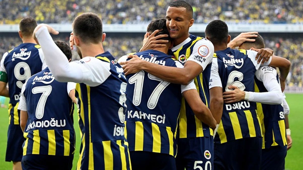 Fenerbahçe'nin Avrupa kadrosu belli oldu!