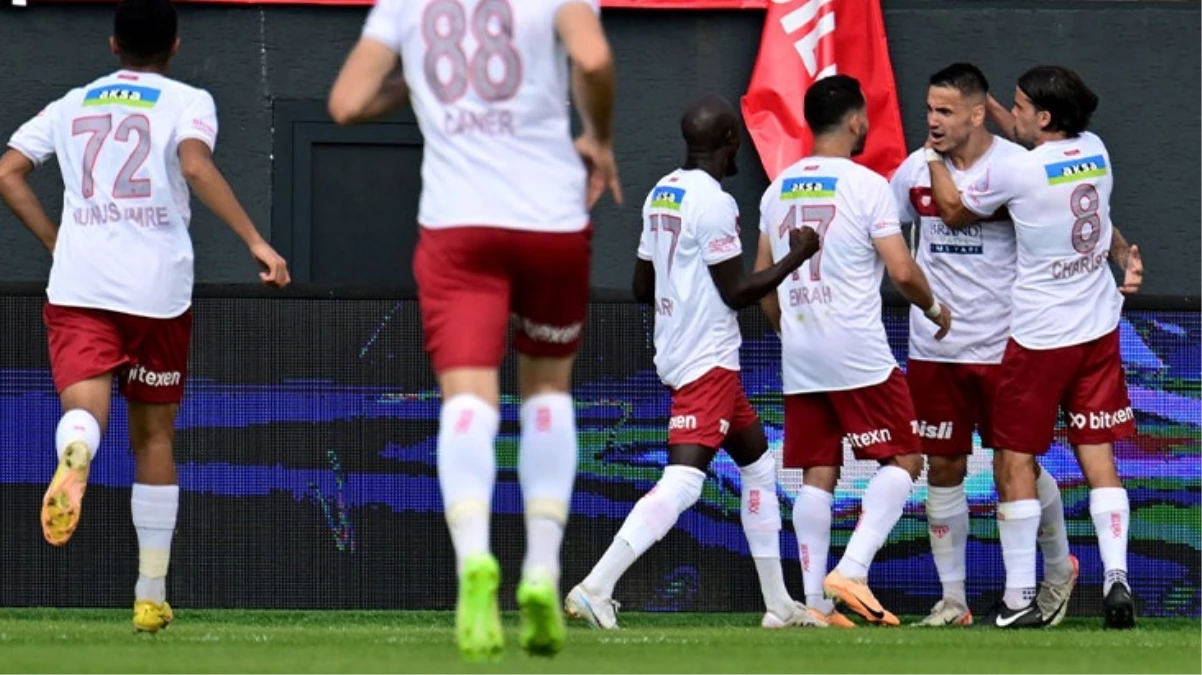 Pendikspor Sivasspor'a sahasında mağlup oldu