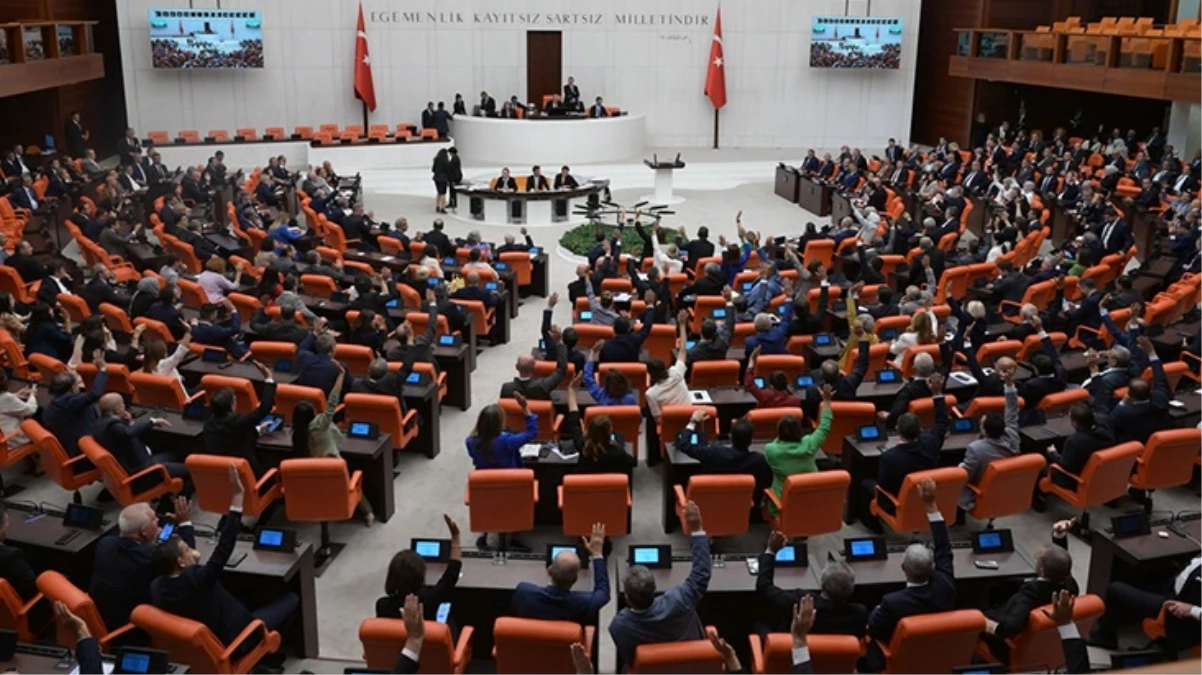Irak ve Suriye tezkeresi TBMM'de kabul edildi