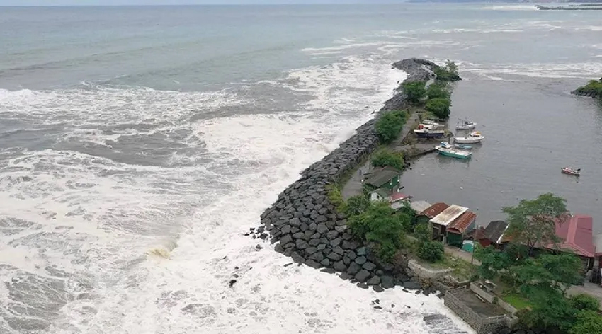 Meteoroloji'den Ege ve Karadeniz'e fırtına uyarısı