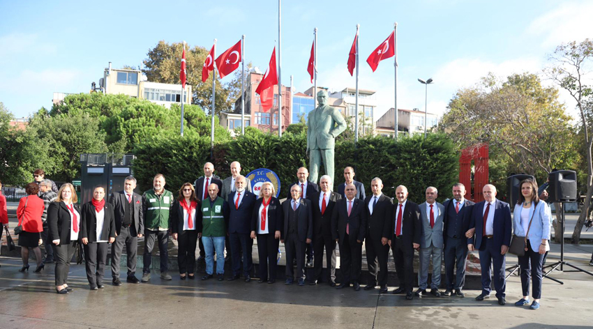 Kartal’da Muhtarlar günü törenle kutlandı