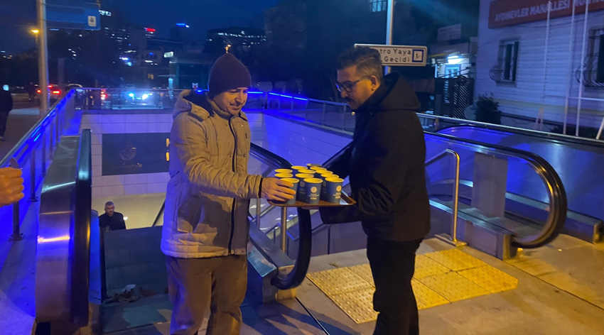 Maltepe Belediyesi'nden çorba ikramı!