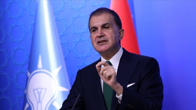 Ömer Çelik apar topar yayını terk etti: Arkadaşlar ara vermemiz lazım