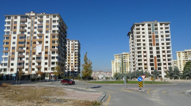 Deprem öncesi 6 milyona satılan daireler 1 milyona alıcı bulamıyor