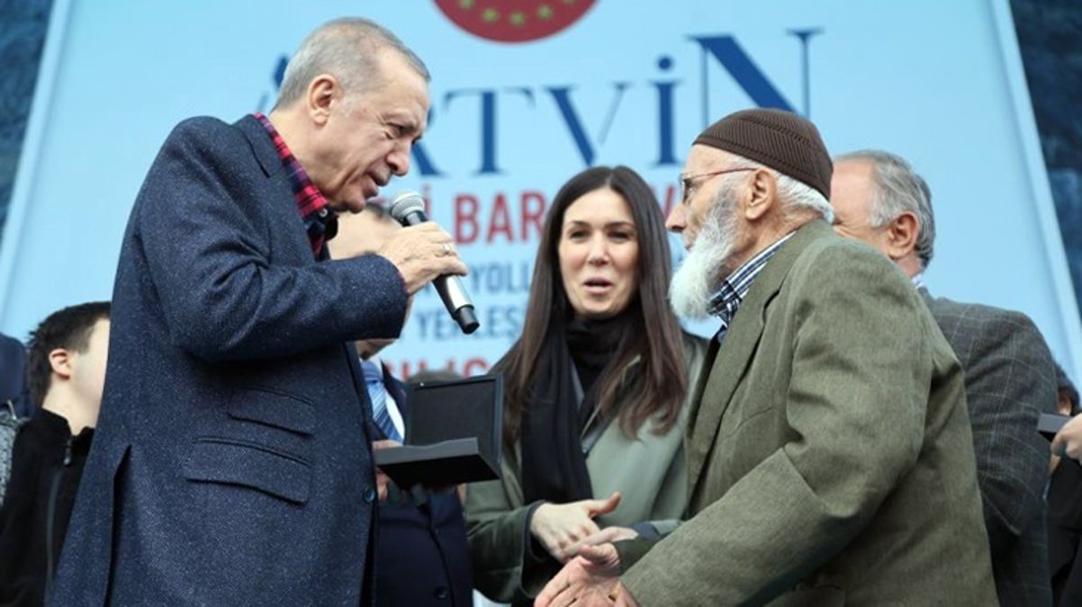 Cumhurbaşkanı Erdoğan dedeye doğal gaz sözünü tuttu