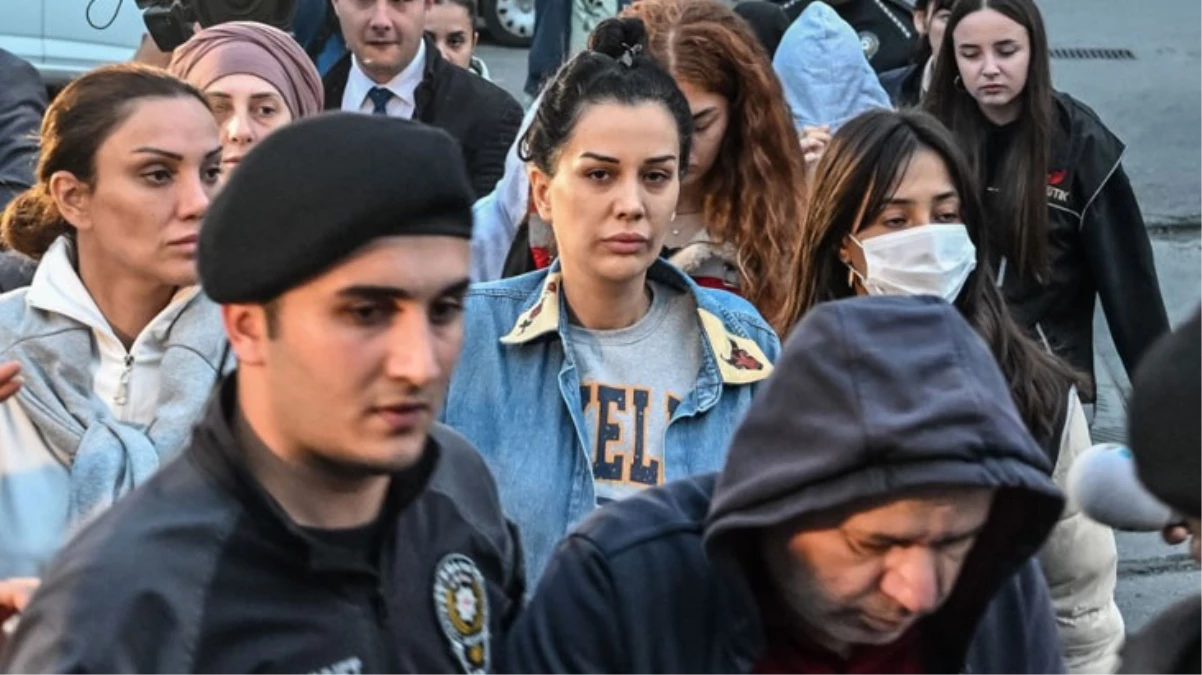 Dilan Polat'ın cezaevindeki günleri nasıl geçiyor?
