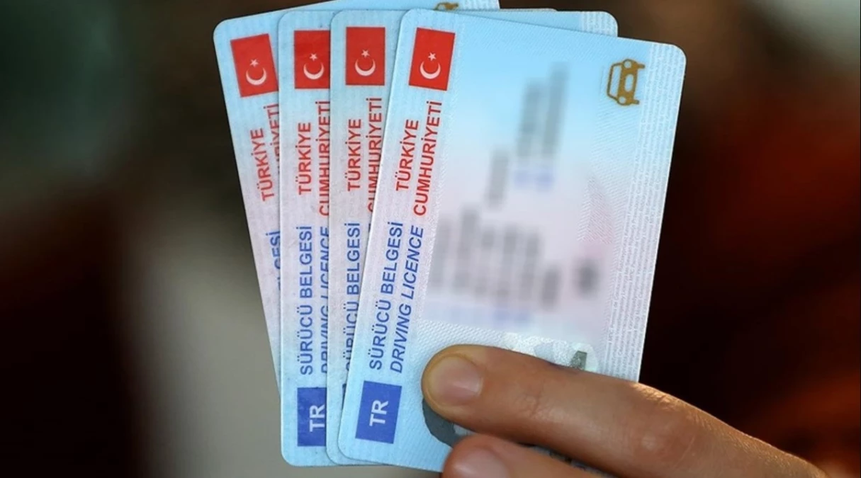 Ehliyet harçlarına zam geldi mi?