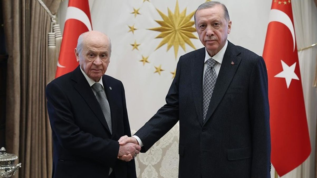 MHP seçim tarihini ve adayını açıkladı
