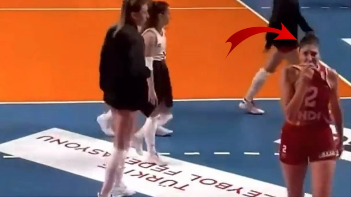 Milli voleybolcu maç biter bitmez gözyaşlarına boğuldu