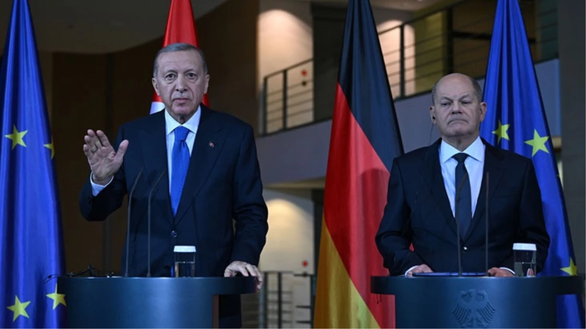 Lütfü Türkkan'dan Cumhurbaşkanı Erdoğan'ın tarihi ayarına övgü