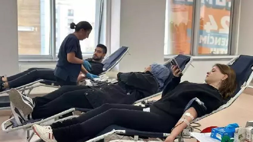 Tuzla’da gençler Kan Dostum kampanyasına destek verdi