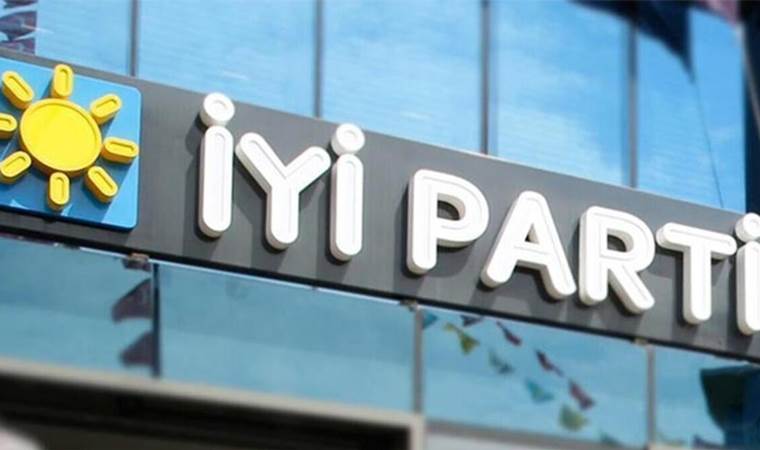 İYİ Parti'de yaprak dökümü sürüyor