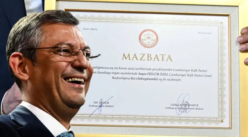 CHP'de Özgür Özel dönemi! Mazbatasını aldı