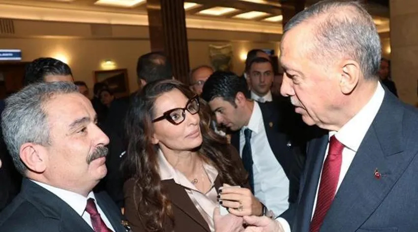 Gazetecilerden Erdoğan'a yeşil pasaport talebi