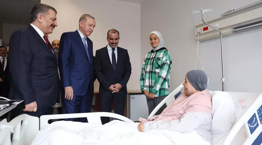 Cumhurbaşkanı Erdoğan, Gazze'den getirilen hastaları ziyaret etti