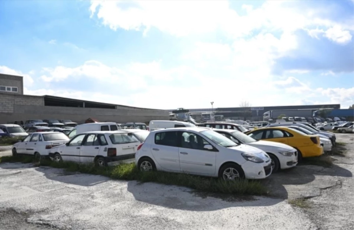 Yediemin otoparkı hacizli araç satışı ne zaman başlıyor?