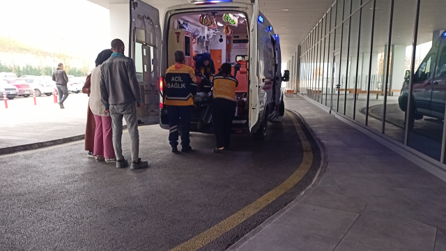 Anne epilepsi nöbeti geçirdi, küvette yıkadığı bebeği boğulma tehlikesi geçirdi