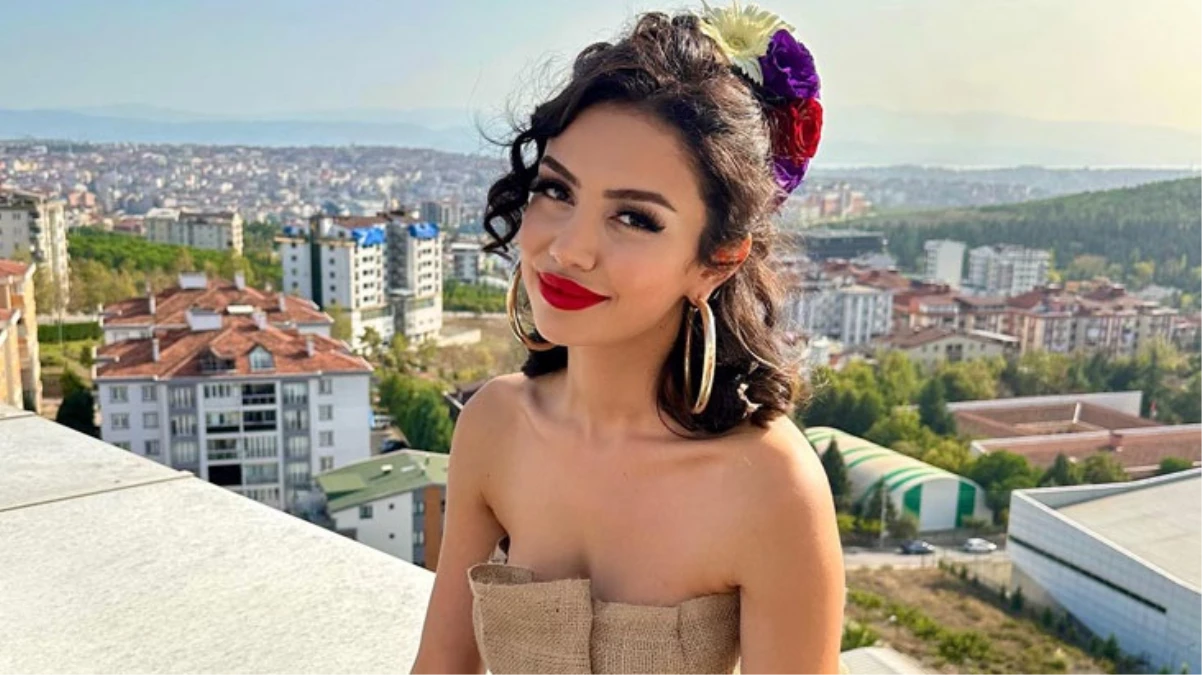 Ece Ronay kimdir? Ece Ronay haberleri