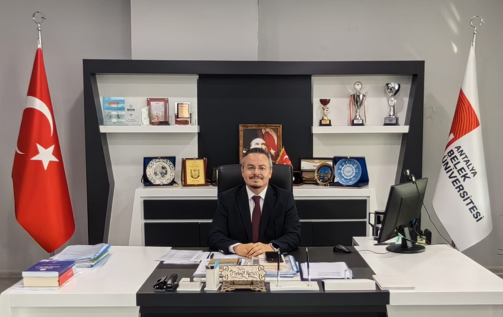 Basın Belek Üniversitesi'ne yeni rektör atadı!