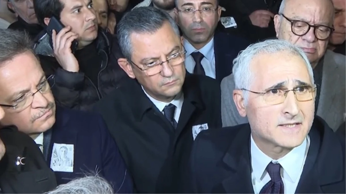 Özgür Özel'in protesto edildiği şehit cenazesinde neler oldu?
