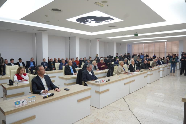 AK Parti ve MHP, İYİ Parti'den istifa eden adayı destekleyince CHP Bilecik'te belediye başkanlığını kaybetti