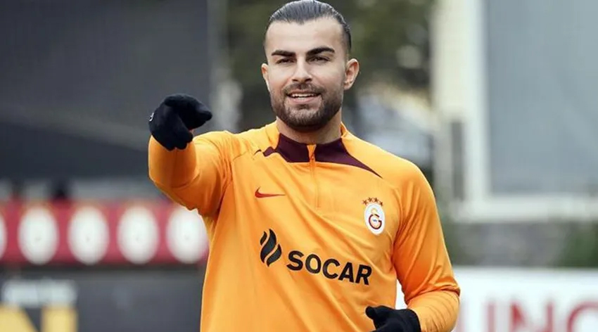 Abdulkerim Bardakcı takım arkadaşlarıyla vedalaştı