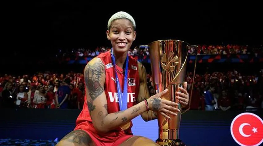 Melissa Vargas'tan Fenerbahçe'ye kötü haber