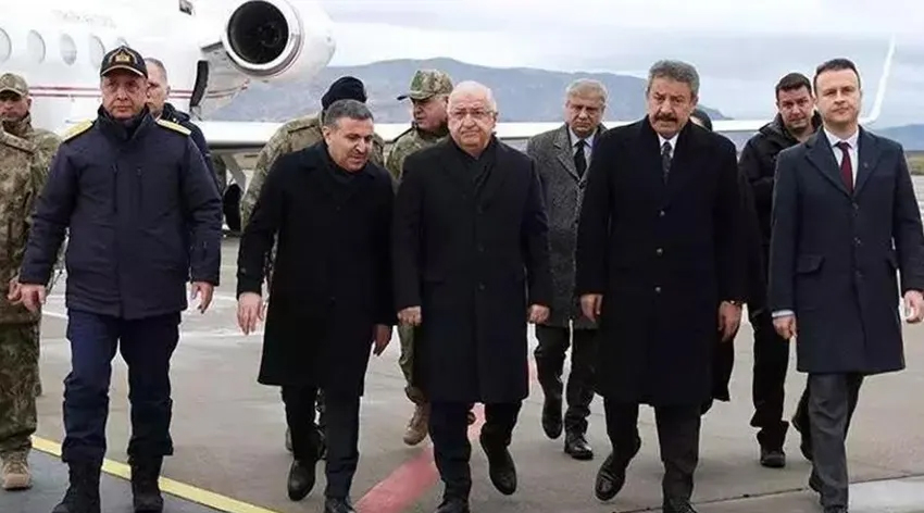 Bakan Güler ve komutanlar Şırnak'ta!
