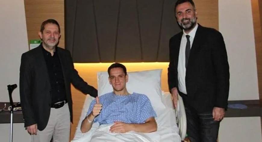 Beşiktaş'ta Amir Hadziahmetovic ameliyat oldu