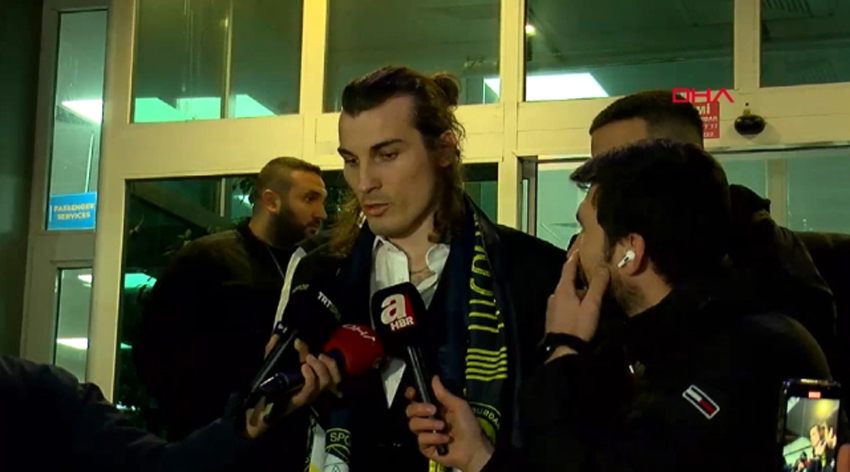 Çağlar Söyüncü İstanbul'a indi Fenerbahçe taraftarına seslendi!