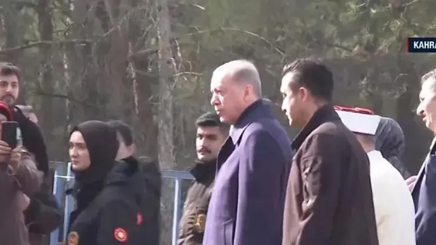 Erdoğan Kahramanmaraş'ta: Vatandaşların mezarlarını ziyaret etti!